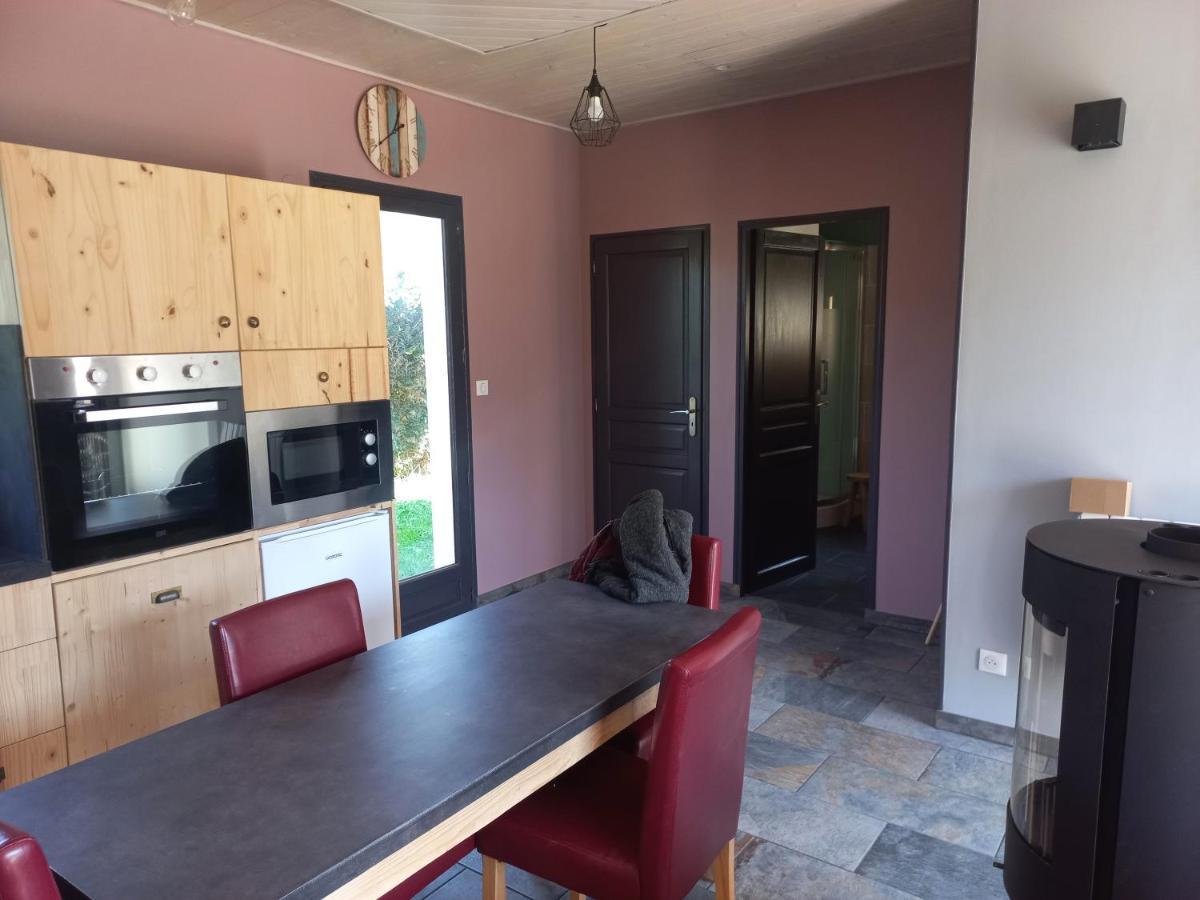 Gite Avec Option Bien-Etre Sur La Veloscenie Montigny-le-Chartif エクステリア 写真